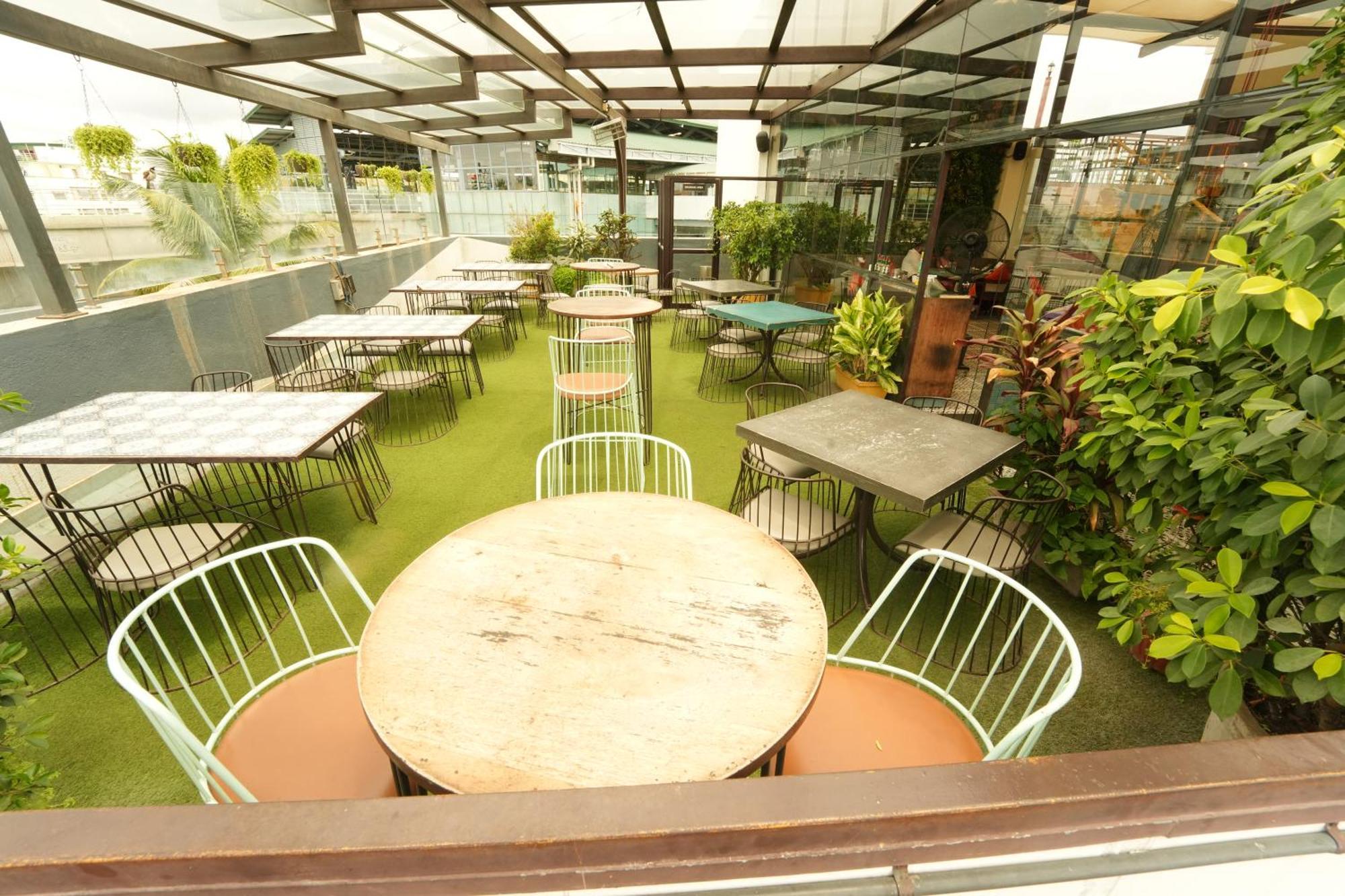Vaishnavi Residency Hotel Bangalore Exterior photo
